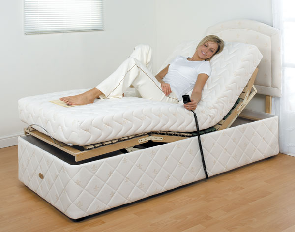 Chloe adjustable bed